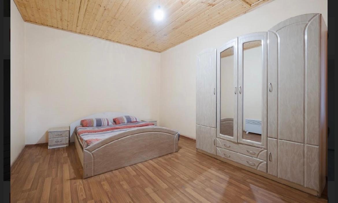 Mestiatour Guest House Ngoại thất bức ảnh