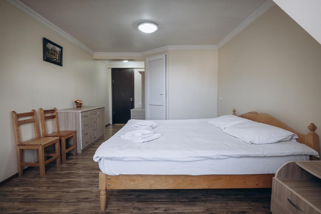 Mestiatour Guest House Ngoại thất bức ảnh