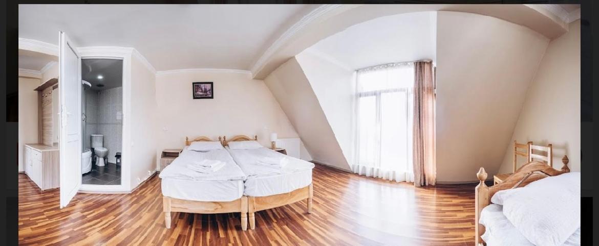Mestiatour Guest House Ngoại thất bức ảnh