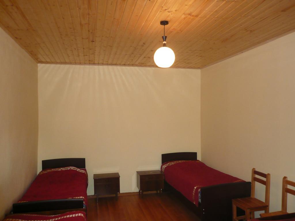 Mestiatour Guest House Ngoại thất bức ảnh