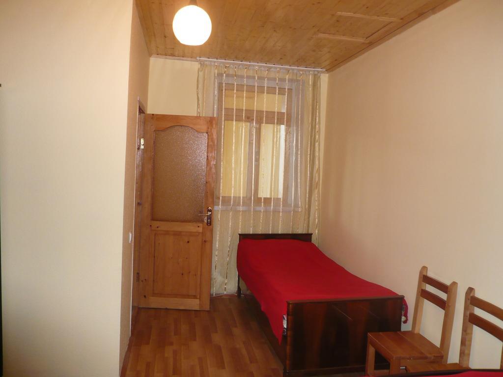 Mestiatour Guest House Ngoại thất bức ảnh