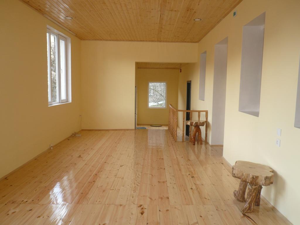 Mestiatour Guest House Ngoại thất bức ảnh