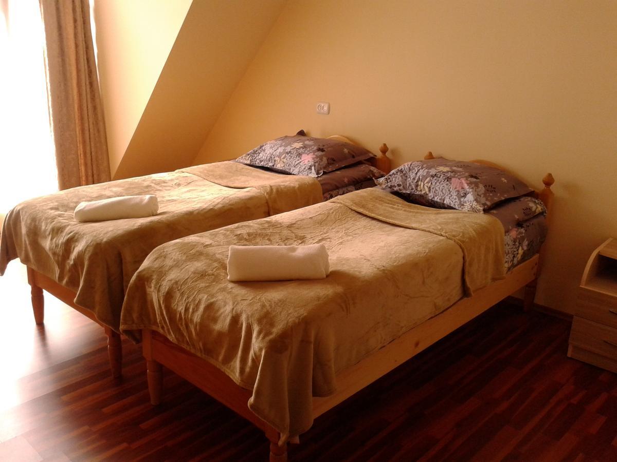 Mestiatour Guest House Ngoại thất bức ảnh